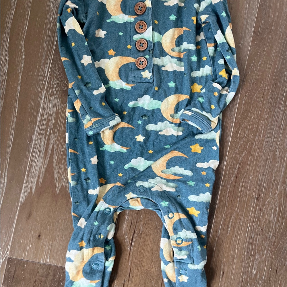 Posh Peanut Moon & Stars 0-3 month pajama